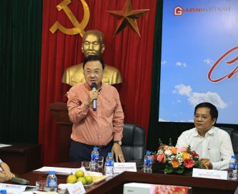 Phát động cuộc thi viết 'Cha và con gái'