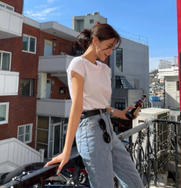 5 mẫu áo thun hot nhất hè 2023 sẽ giúp nâng tầm phong cách hiệu quả