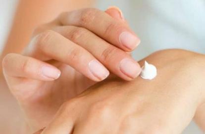 2 thành phần làm sạch và chống lão hóa đỉnh chóp nhưng khi dùng phải lưu ý điều quan trọng sau