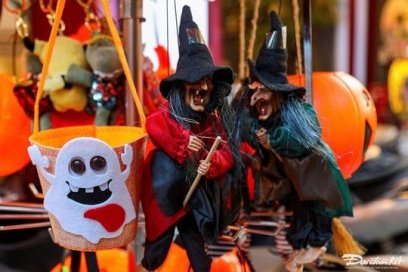 Phố Hàng Mã ngập tràn không khí Halloween
